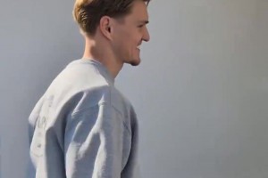 阿森纳球员的珍藏是什么？厄德高：梅西球衣 赖斯：首秀球衣
