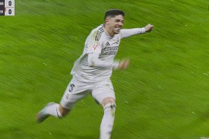 网友：请你相信Real Madrid，因为它总能给你带来奇迹！