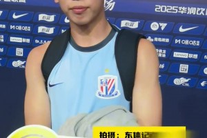 刘诚宇：随时等待机会，于汉超赛前面授机宜，让王钰栋有紧迫感