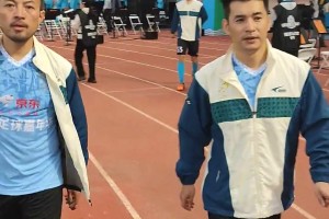 演员文松、林家川参加抖音足球嘉年华青岛站！加盟青岛海浪明星联