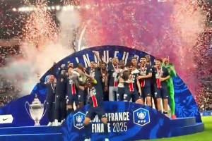 剑指欧冠！巴黎夺得法国杯冠军包揽国内三冠王，将与国米欧冠冠军