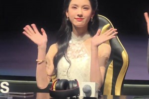 因为父亲喜欢意甲豪门尤文图斯，所以给她起名陈都灵