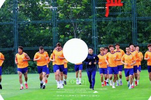 泰山队官方发布：恢复训练！五外援齐整，王彤高准翼参加训练