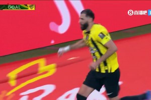 本泽马双响！迪亚比横传本泽马推射破门！吉达联合3-1锁定冠军！
