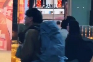 再赶时间也能为粉丝停留！巴萨：这样的球员，你怎不爱？