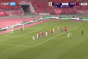 太牛了！罗慕洛直接任意球梅开二度，蓉城2-1再度领先泰山