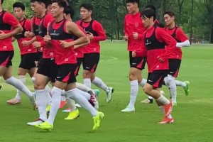 足协杯，成都蓉城赛前踩场，韦世豪领衔，廖力生、德尔加多缺席