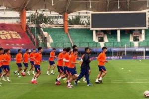 泰山队赛前训练阵容揭晓：五外援在列，高准翼还皮了一下