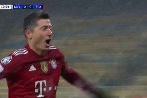 莱万拜仁时期名场面之：飞雪连天射白鹿！