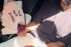 小姐姐：库尼亚很喜欢来自中国的扇子