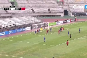 2-0！智杰助攻沈梦雨抽射球门下方死角破门！