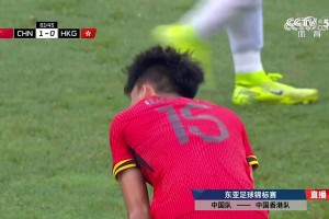 蒯纪闻反击分王钰栋打门被挡出，央视解说：这种机会一定要抓住啊