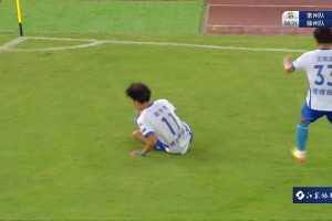 常州0-1落后了！赵子杰推射助徐州队先拔头筹