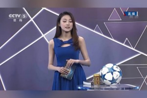 与马凡舒搭档！段暄最后一期主持《天下足球》！已是满头白发！