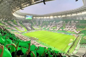 氛围不要太好！现场实拍：国安赛前tifo真的太有牌面了！