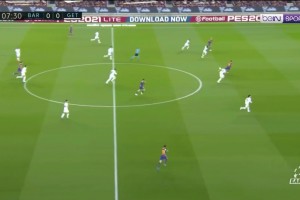 经典的布斯克茨连线梅西！这一下梅西被推但依旧阻挡不了进球！