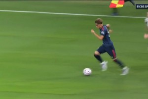 15岁道曼一条龙突破造点，厄德高点射破门