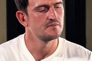 马奎尔：b费是优秀队长，我当队长时他曾全力支持我！