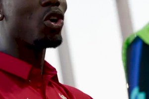 忆往昔！博格巴与两位老队友姆希塔良和达米安寒暄