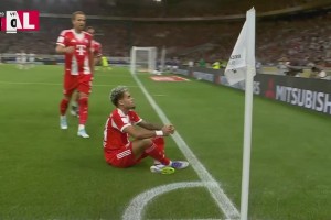 拜仁生涯首球！格纳布里反击传中，迪亚斯头球破门