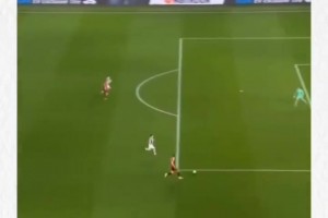 如何评价？霍伊伦在曼联最失败的35秒