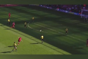 一人守候一座城！杰拉德的远射真是暴力无解的典范！