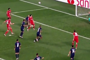 20年的头球制胜，10年的拜仁坚守！对球迷而言，他永远是科皇！