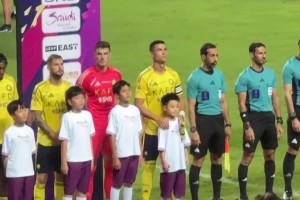 董老厮：C罗香港行没满座，是C罗过气还是球迷不够热爱