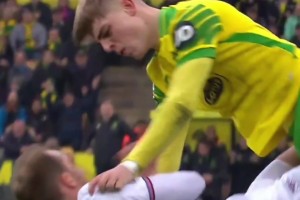 这才是真正的足球！球员：我记得你，你战胜过死神！