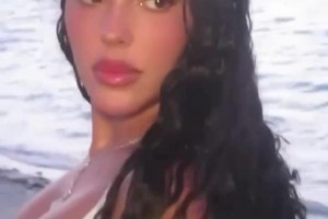 C罗眼光真不错！乔治娜社媒最新视频