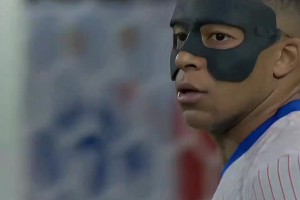 姆巴佩：听说你是世一左？我来会会你！