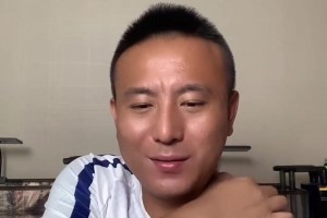 毛剑卿：亚马尔太不自律了，未来不可能超越梅罗！