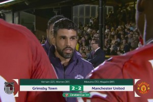 不鼓舞打气一下？点球大战前阿莫林没有出现在场内，助教安排点球