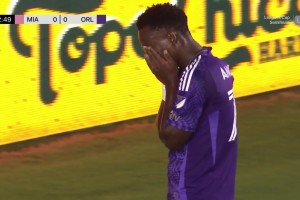 太客气了！奥兰多城前锋超级大单刀，结果打偏