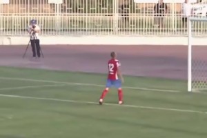 史上最戏剧性的点球之一！守门员：这都行？