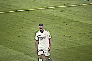 恩德里克：我今天就算是死，也得死在禁区里！