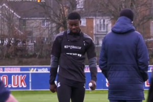 老实人暴怒！格伊将拒绝续约报价，本来都坐到利物浦的办公室了！