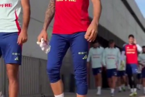 都是各家的大腿啊！西班牙队训练花絮！