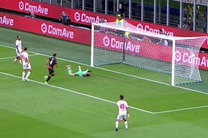 普利希奇的进球，被米兰球迷评选为月最佳进球