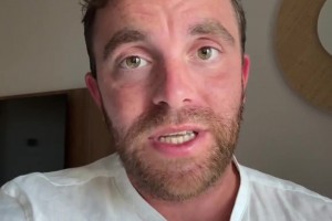 罗马诺：曼联与特拉布宗体育就奥纳纳达成协议，决定权在球员手中