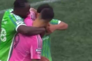 追加罚单！官方：苏亚雷斯吐口水被额外禁赛3场美职联！