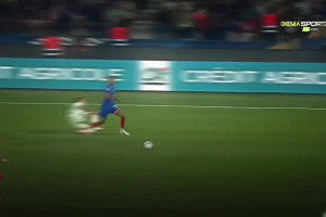 溢出的锋线强度！“超级替补”巴尔科拉经典的庆祝动作！