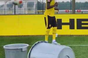 喔！秀翻了！吉拉西这一套操作属实是帅啊！