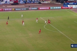 宿迁队再下一城！高驰冷静贴地斩，登顶苏超射手榜榜首