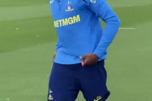 真正的挑战要来了！热刺队内训练备战欧冠！