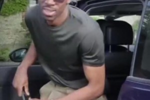 还有悬念吗？亚马尔和登贝莱均出席颁奖典礼！