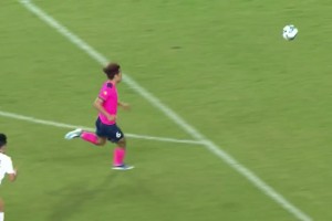 进球大战！邹利门前冷静推射破门，助镇江队扳回一城！