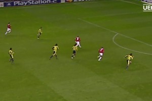 首秀天花板！鲁尼曼联欧冠首秀上演帽子戏法＆球球精彩！