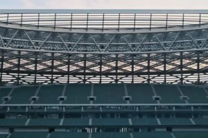 博主埃莱夫赛晒视频：祝福北京国安33岁生日快乐❤