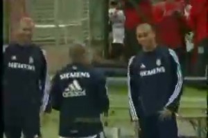 当年卡洛斯、大罗、齐达内一起训练，但齐达内不够巴西跟不上步伐